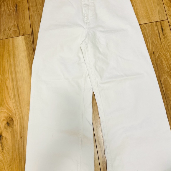 Not Available - Picture 5 of 8